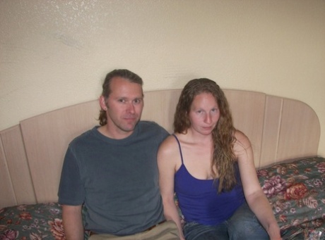 All-natural girlfriend gets her tits grabbed during a passionate beedroom fuck