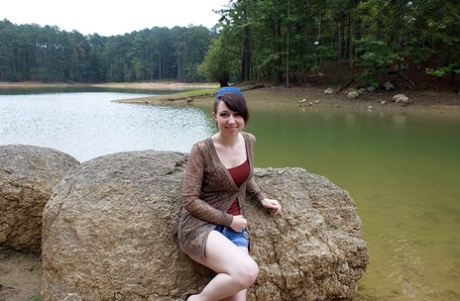 Amateur chick Cheyenne heads into the woods to make a homemade sex tape