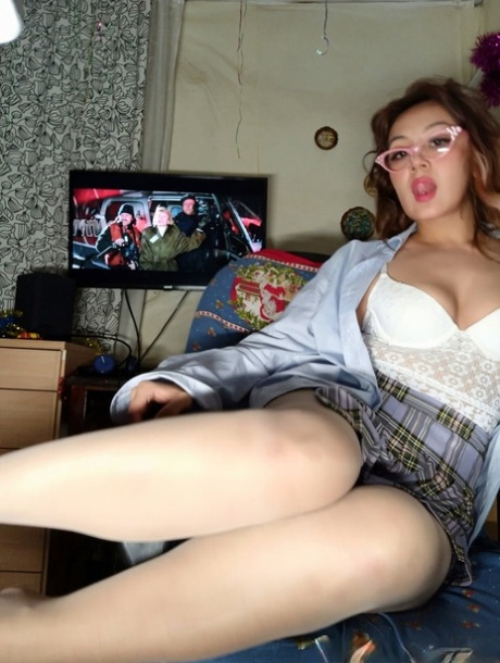 Asian amateur shows her hard brown nips and rubs her tasty hole