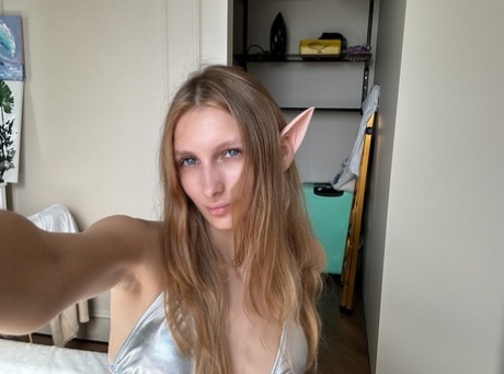 OnlyFans Mara Petite performed by Mara Petite Hot Pictures