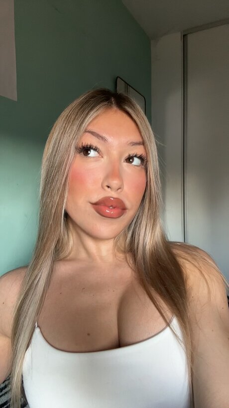 OnlyFans Hey Its Millie XX starring Hey Its Millie XX Porn XXX