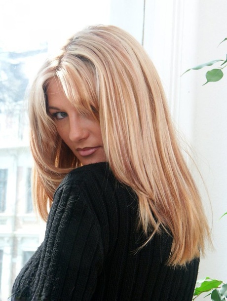 Erotic MILF Vanessa performs sultry striptease to reveal her nice big boobs