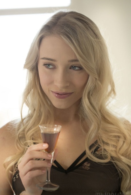 Drunk and horny beauty Riley Anne squats and shows her incredible goodies