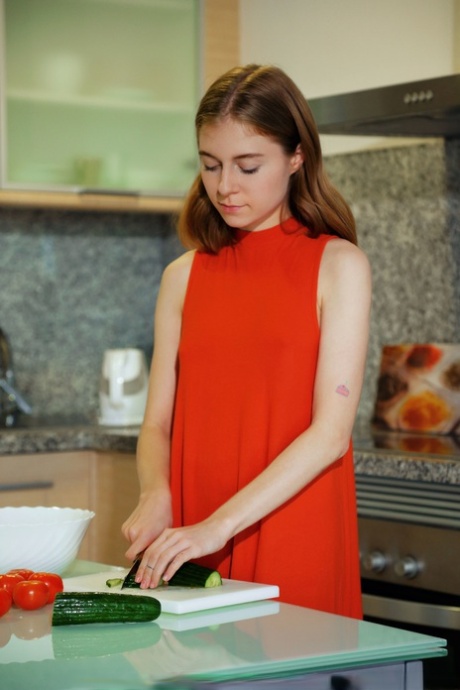 Ukrainian ginger Shayla spreads her big ass cheeks & pussy on the dining table