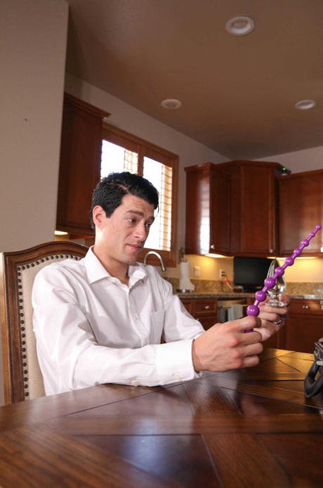 Busty housewife Kagney Linn Karter gets her butt licked & boned in the kitchen