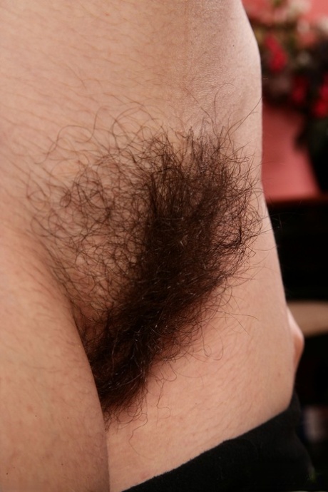 Amateur honey Briar Rose reveals her hot butt and bushy twat in the kitchen