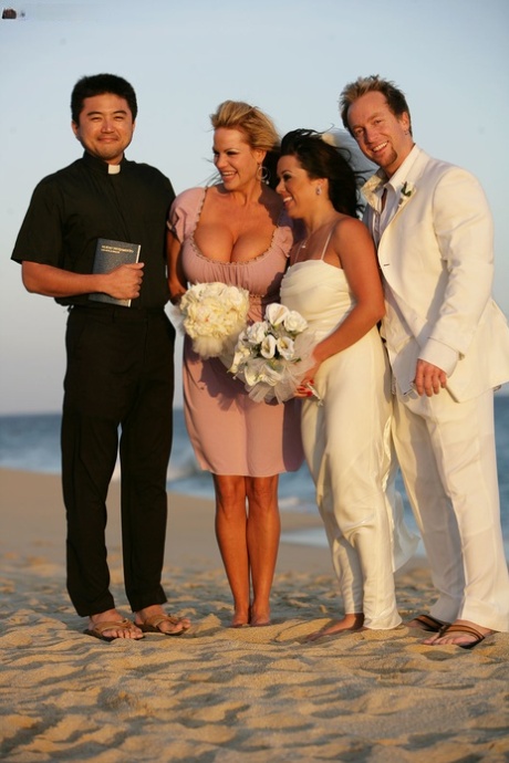 Latina bride Siena West sharing new hubby's dick with bestie Kelly Madison