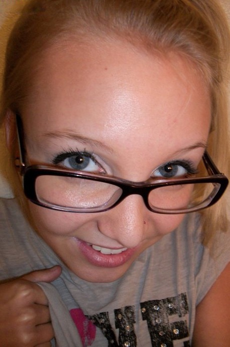 Cute nerdy teen Elle 3 takes selfies of her fresh natural nipples and ass