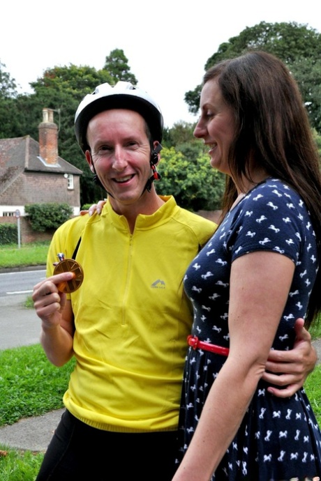 Naughty UK housewife invites a passing cyclist to stick his dick in her ass