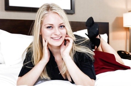 Hardcore blonde Alli Rae is undressing and playing with anal gape