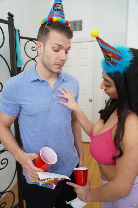 Hottie Violet Myers reveals her huge naturals & blows dick as a birthday gift